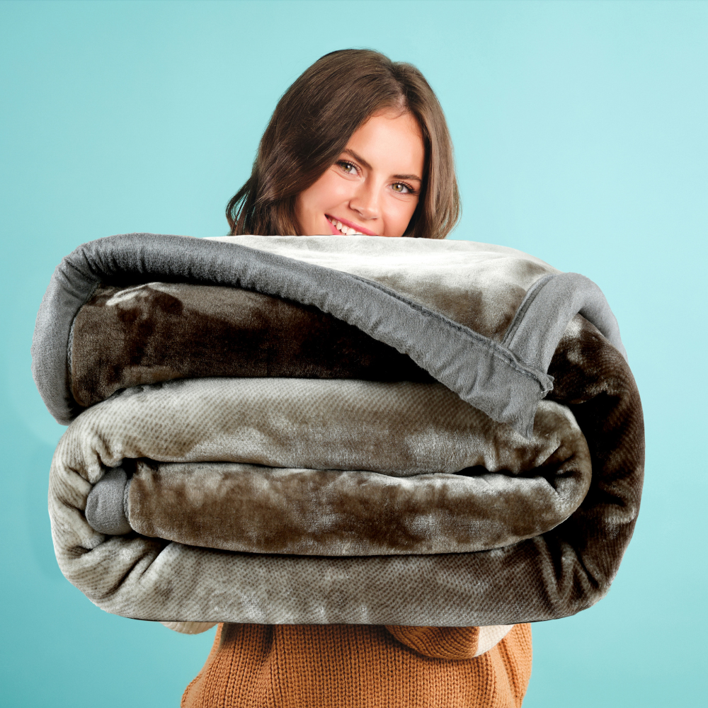 Ombre Heavy Winter Season Double Bed Reversible Blanket  - Ebony