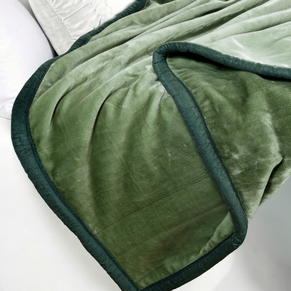 Ombre Heavy Winter Season Double Bed Reversible Blanket  - Green